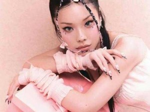 中国有很多优秀的女 Rapper，比如万妮达、乃万、刘柏辛等